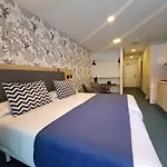 Apart Otel Rk Farallon Canteras